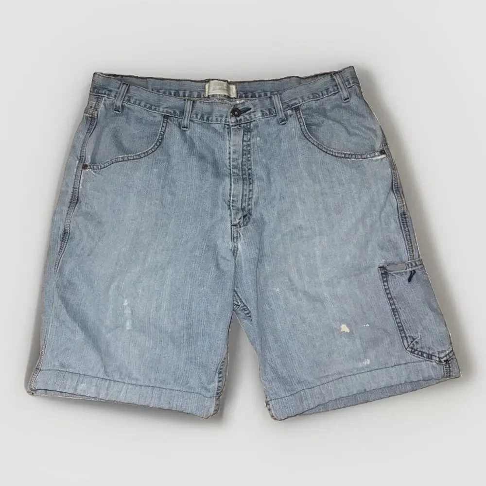 Vintage Levi’s Signature Denim Shorts Light Blue 38x12